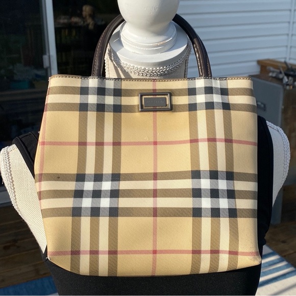 Burberry VINTAGE Small Nova Check Bag! EUC! 🔥❤️ - Picture 4 of 16